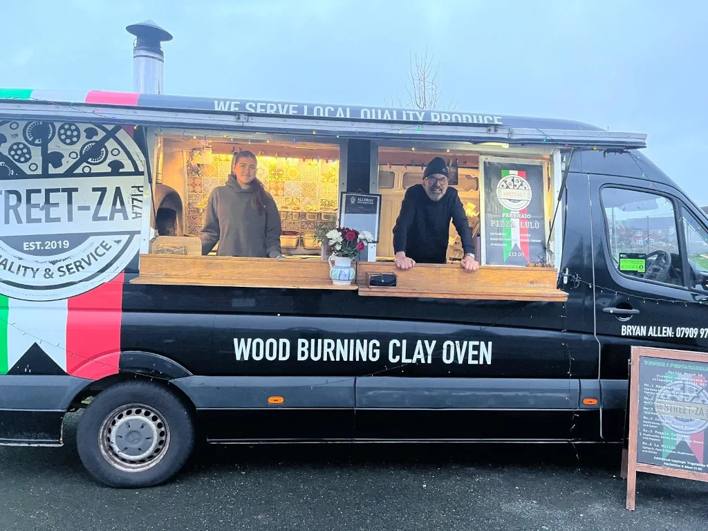 Ritas Pizza van